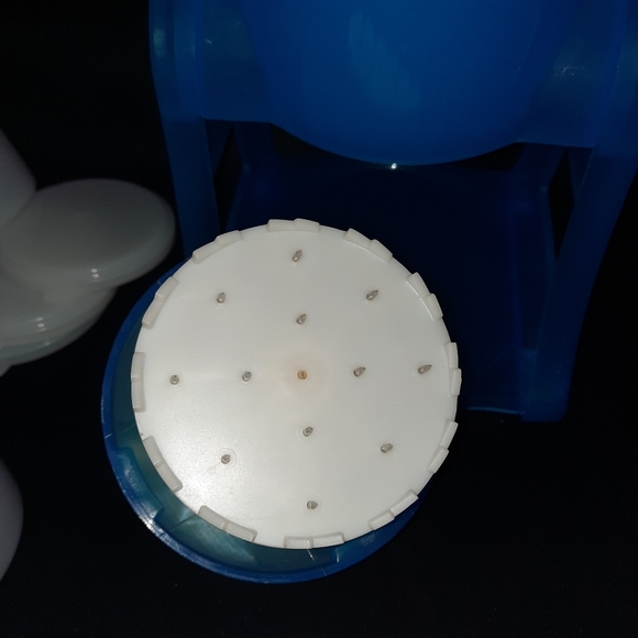 Pampered Chef ice shaver - Picture 2 of 7
